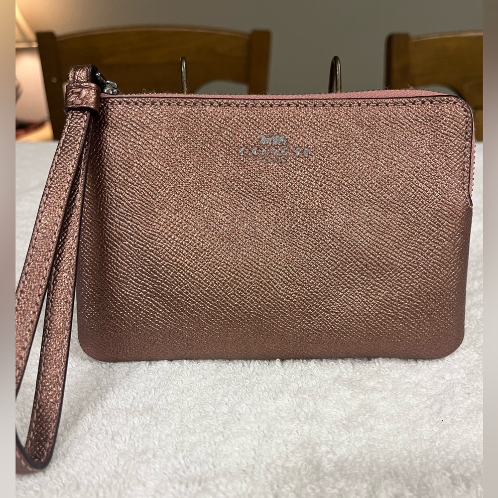 Coach  Corner Zip Wristlet Wallet -  Pink Metallic Saffiano Leather - Like New